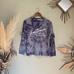 Levi’s women’s tie dye purple crewneck sweater